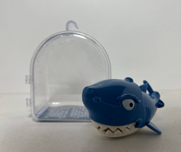 Акула маленькая (пласт.) «Синий»