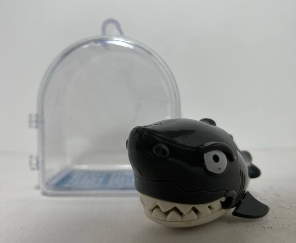 Акула маленькая (пласт.) «Серый»