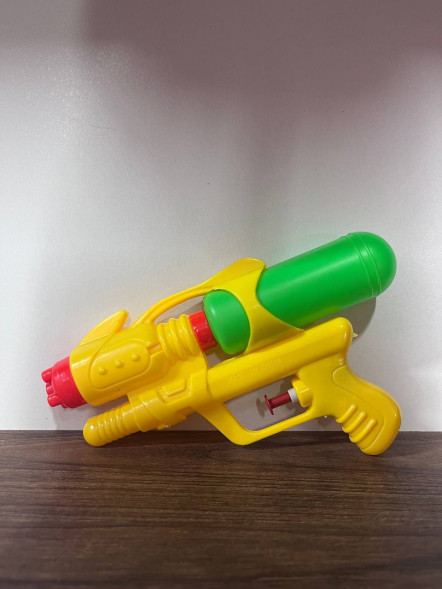 Водный пистолет №1