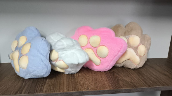 Мягкая игрушка "Кошачья Лапка" (Большая)