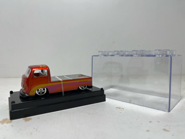 Машинка (пласт.) миниатюрная #2