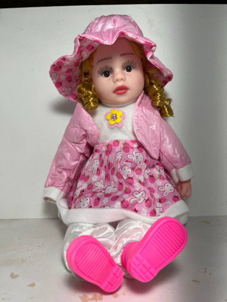 Кукла «Костюмчик #2» (средняя, звук)