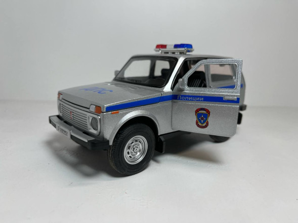 Машинка (метал) «Крутой Дрифт” Нива ДПС (Серая)