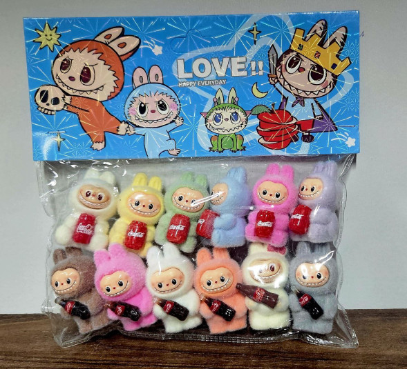 Фигурки Лабуба "Сolla" (12 шт/уп)