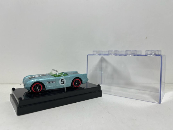 Машинка (пласт.) миниатюрная #23